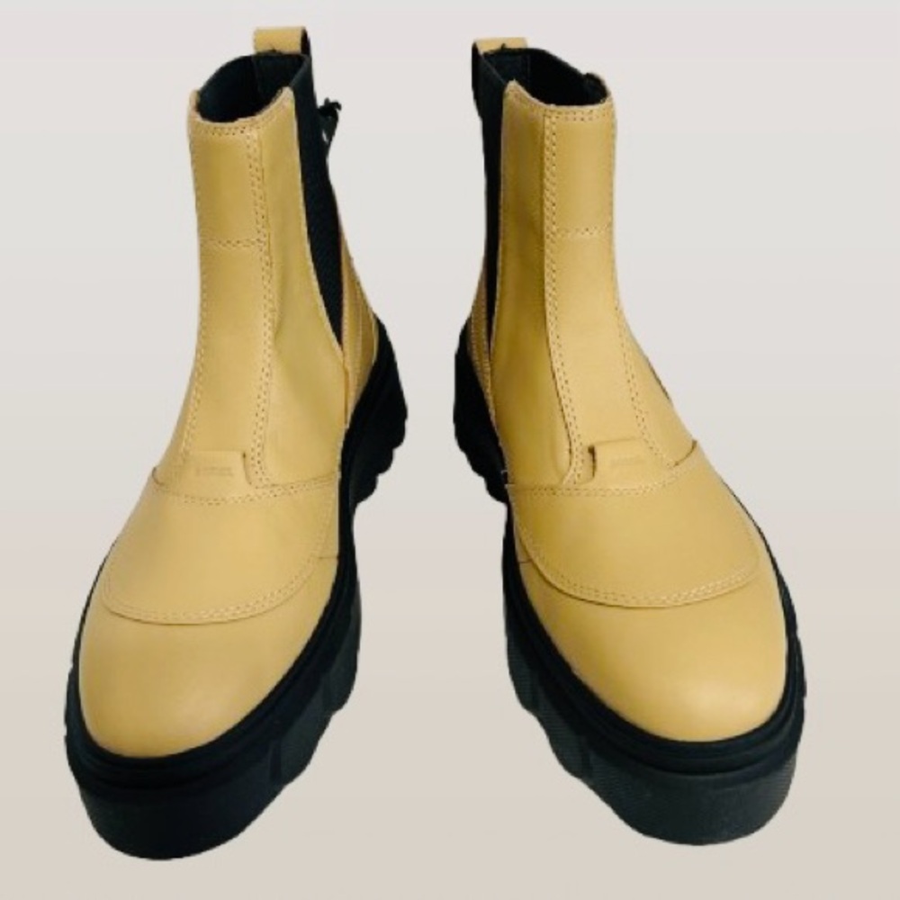 Sorel Women’s Caribou Pull-On Chelsea Boots 10M Canoe Jet Waterproof